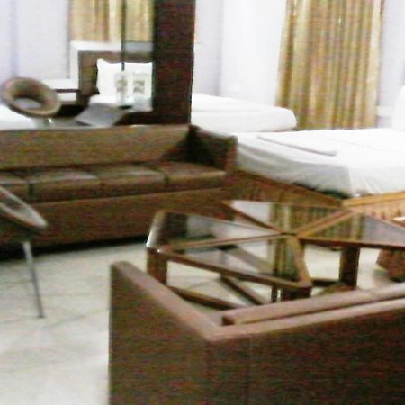 Hotel Abimon Residency Kollur Exterior foto
